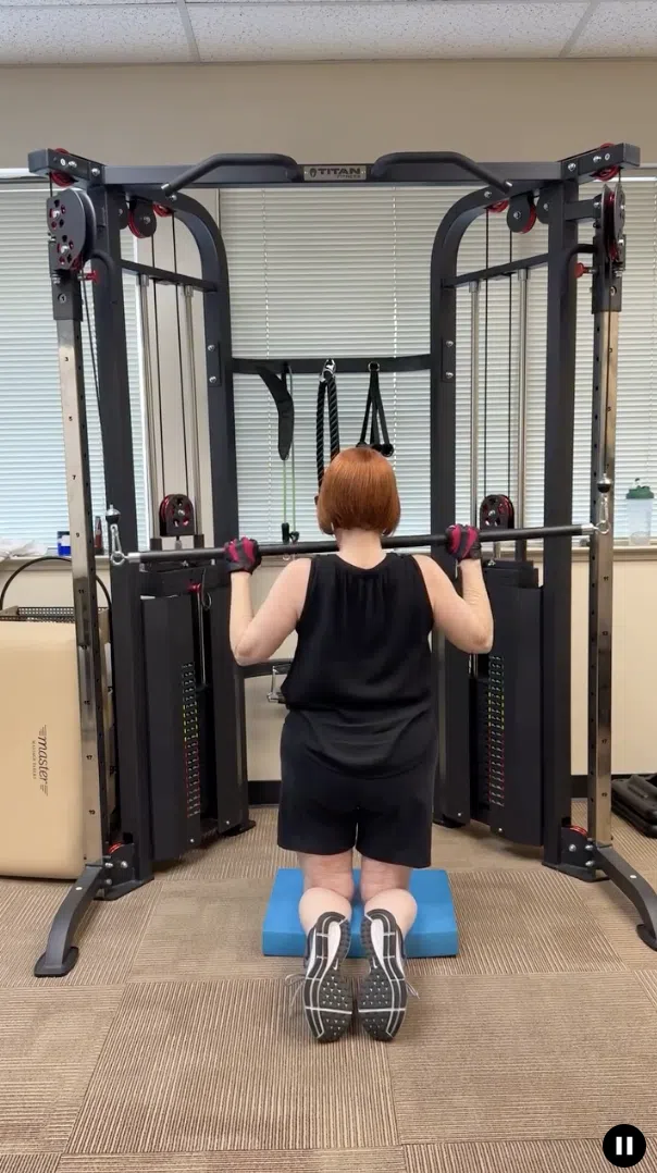lat pulldown 2